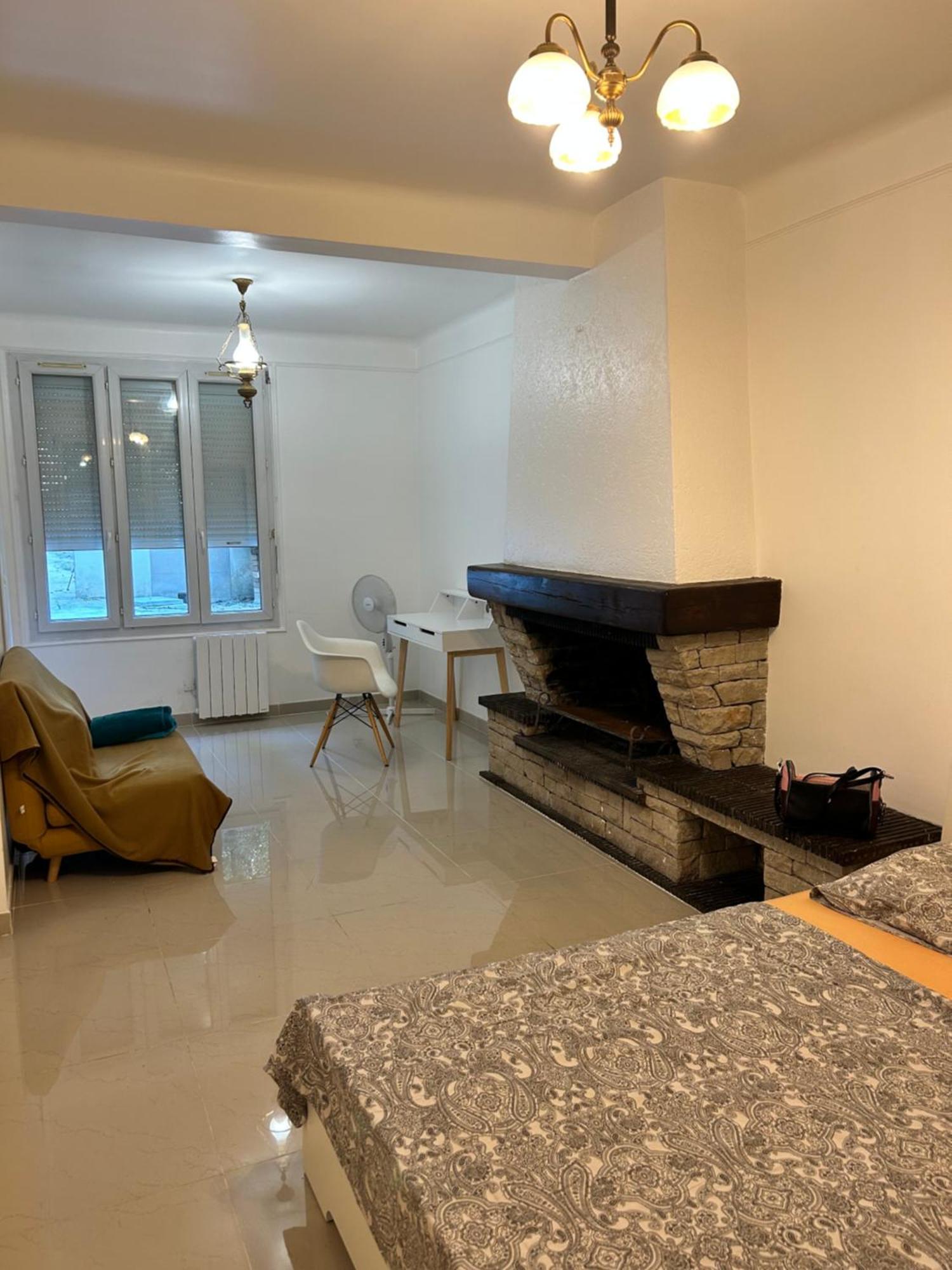 Grand Logement Centre Ville Massy มัสซี ภายนอก รูปภาพ